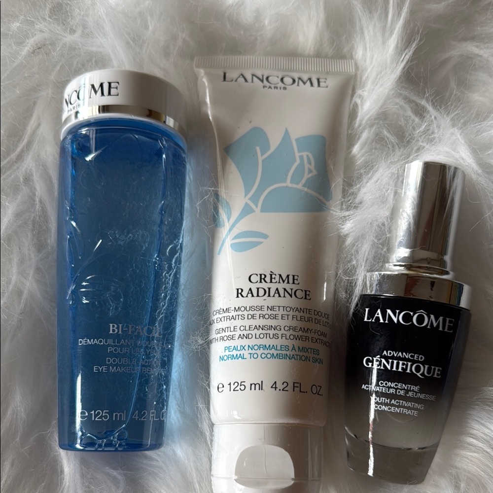 Skincare Set - Blue and White